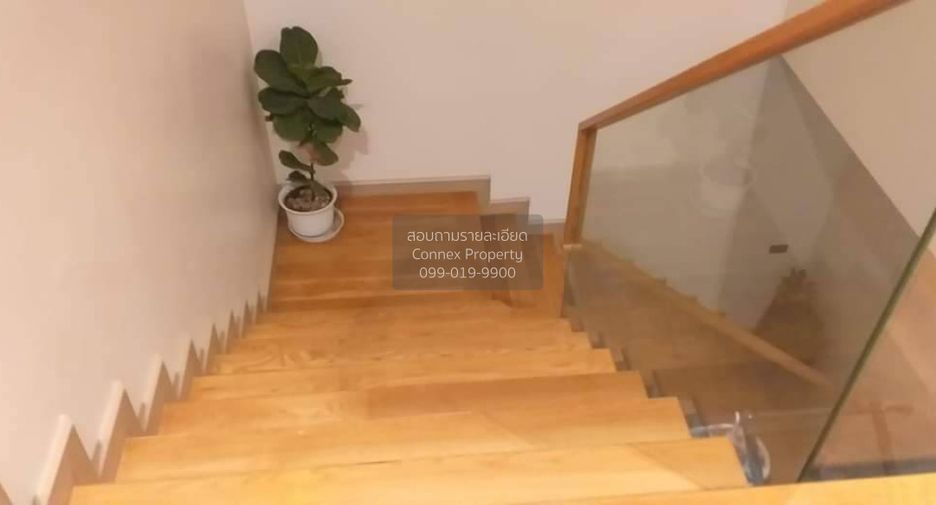 For sale 4 bedrooms house in Khan Na Yao, Bangkok