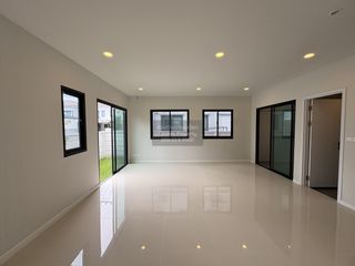 À vendre 3 chambres maison à Lam Luk Ka, Pathum Thani