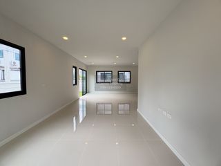 À vendre 3 chambres maison à Lam Luk Ka, Pathum Thani