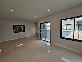 For sale 3 bedrooms house in Bang Bo, Samut Prakan