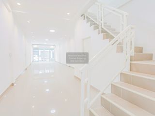 Local comercial en venta de 1 habitaciones en Wang Thonglang, Bangkok