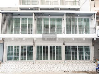 Local comercial en venta de 1 habitaciones en Wang Thonglang, Bangkok