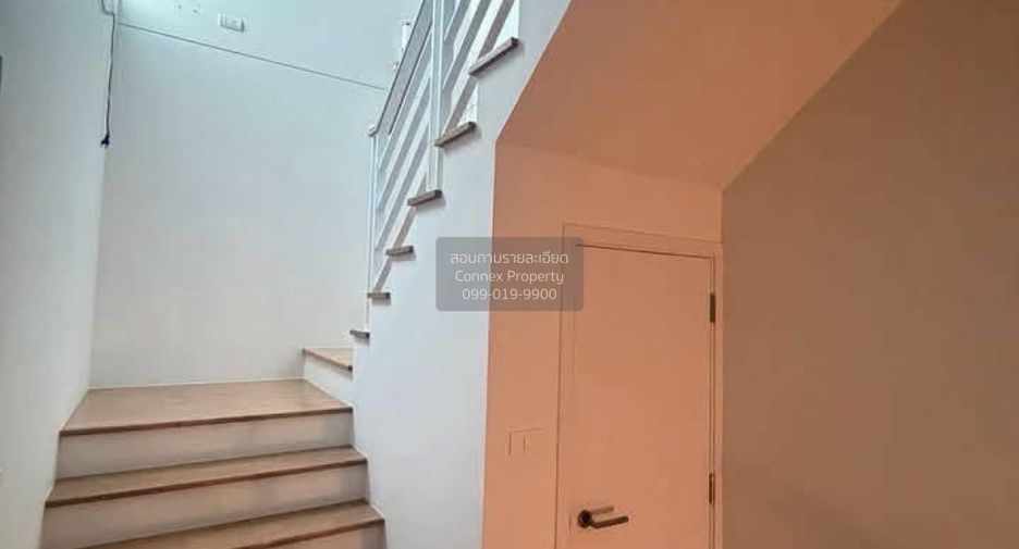 For sale 3 bedrooms townhouse in Mueang Nonthaburi, Nonthaburi