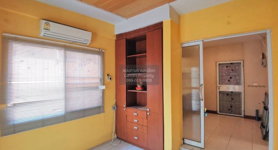 For sale 3 bedrooms house in Bang Khun Thian, Bangkok