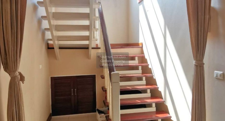 For sale 3 bedrooms house in Bang Khun Thian, Bangkok