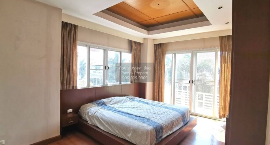 For sale 3 bedrooms house in Bang Khun Thian, Bangkok