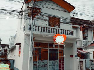 For sale 2 bedrooms townhouse in Wang Thonglang, Bangkok