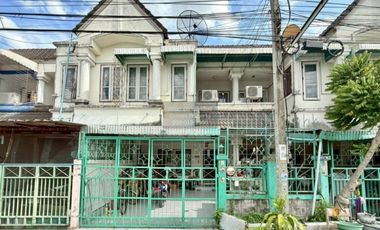 For sale 3 bedrooms townhouse in Khlong San, Bangkok