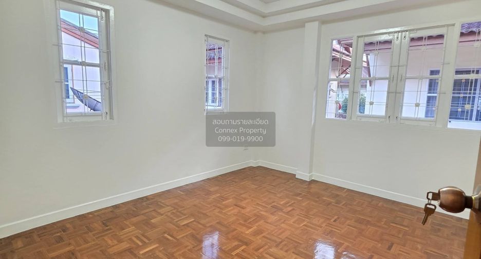 For sale 3 bedrooms house in Bang Bua Thong, Nonthaburi