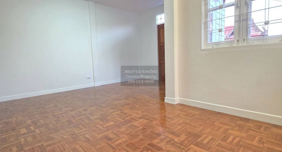 For sale 3 bedrooms house in Bang Bua Thong, Nonthaburi