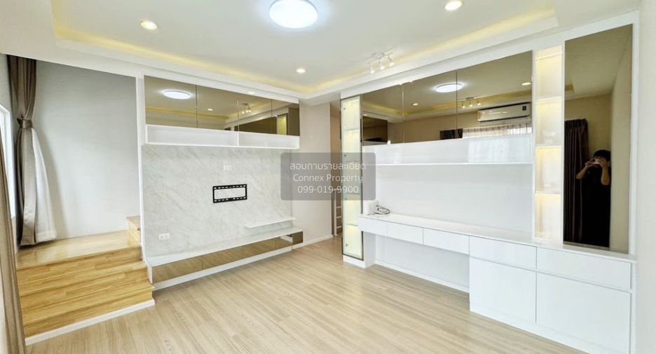 For sale 3 bedrooms townhouse in Prawet, Bangkok