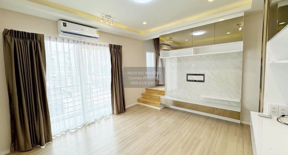 For sale 3 bedrooms townhouse in Prawet, Bangkok