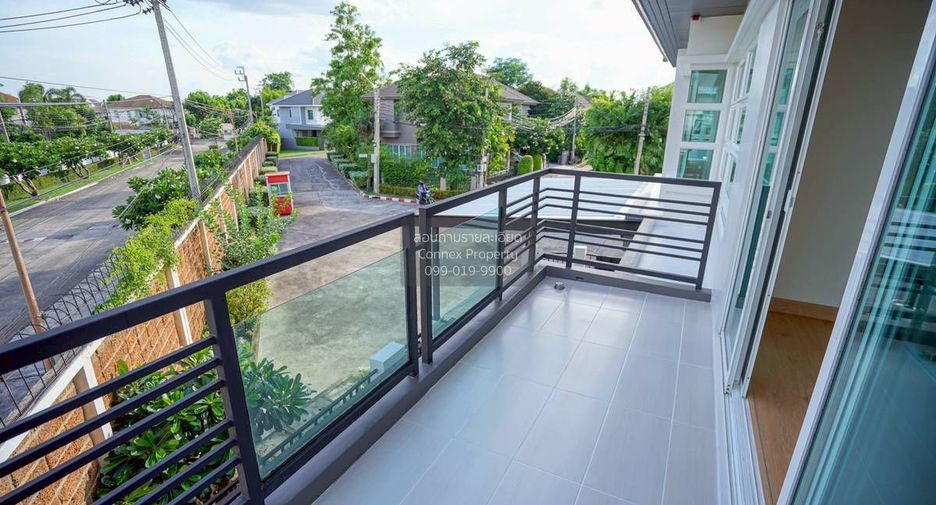 For sale 3 bedrooms house in Khan Na Yao, Bangkok