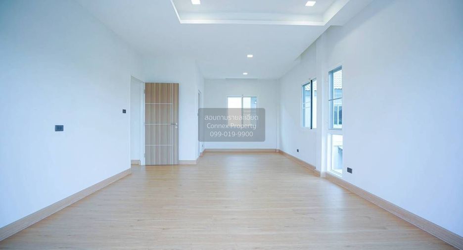 For sale 3 bedrooms house in Khan Na Yao, Bangkok