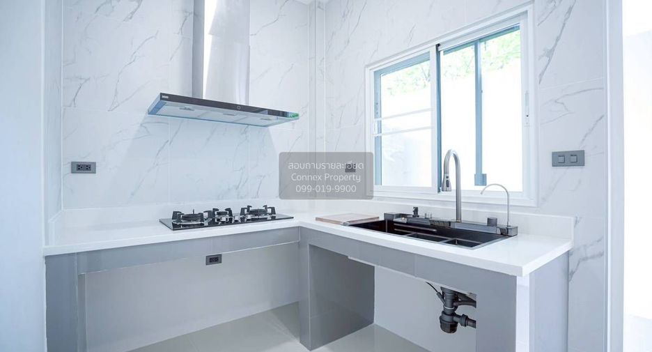 For sale 3 bedrooms house in Khan Na Yao, Bangkok