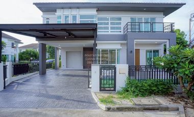 For sale 3 bedrooms house in Khan Na Yao, Bangkok
