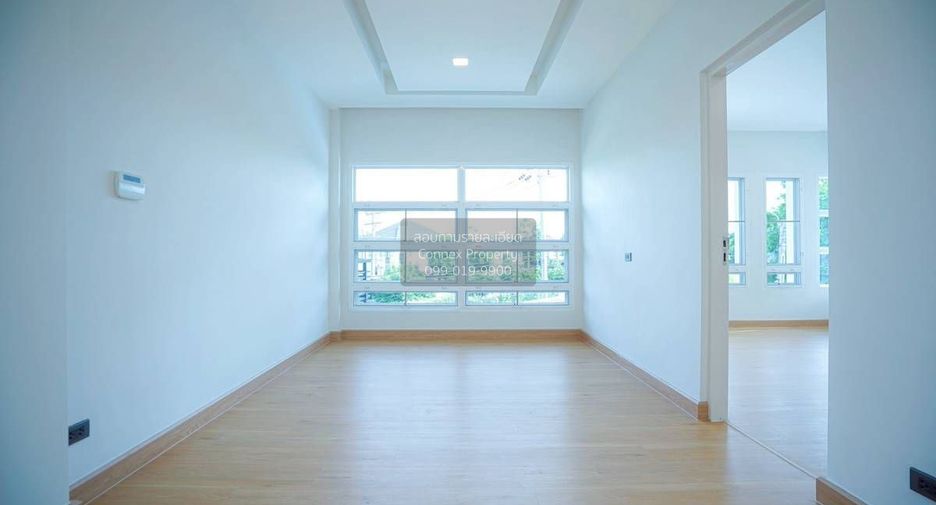 For sale 3 bedrooms house in Khan Na Yao, Bangkok