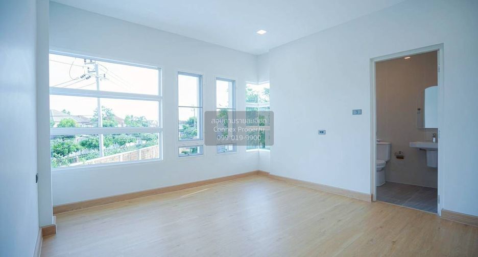 For sale 3 bedrooms house in Khan Na Yao, Bangkok