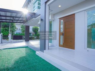For sale 3 bedrooms house in Khan Na Yao, Bangkok