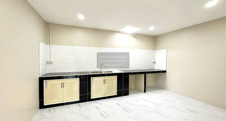 For sale 4 bedrooms townhouse in Bang Bua Thong, Nonthaburi