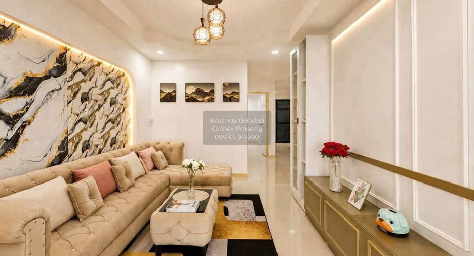 For sale 5 bedrooms townhouse in Bang Bua Thong, Nonthaburi