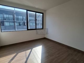 For sale 3 bedrooms townhouse in Prawet, Bangkok