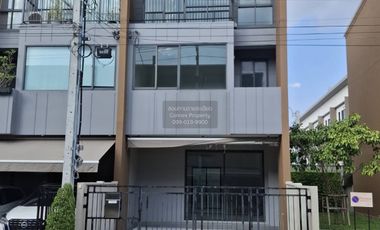 For sale 3 bedrooms townhouse in Prawet, Bangkok