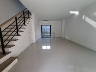 For sale 3 bedrooms townhouse in Prawet, Bangkok