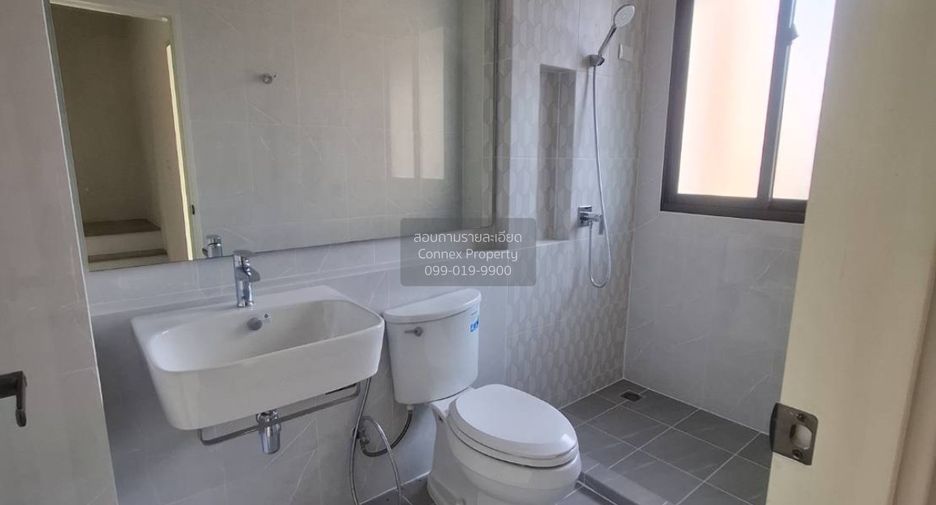 For sale 3 bedrooms townhouse in Prawet, Bangkok