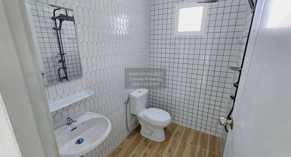 For sale 4 bedrooms townhouse in Bang Bua Thong, Nonthaburi