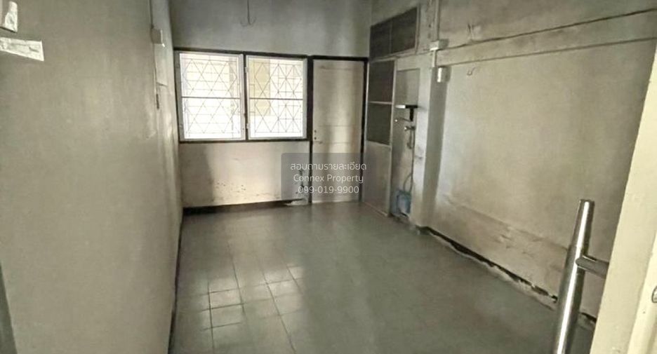 For sale 3 bedrooms house in Bang Khae, Bangkok