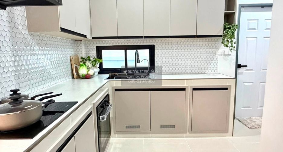 Casa en venta de 3 habitaciones en Bang Lamung, Chonburi