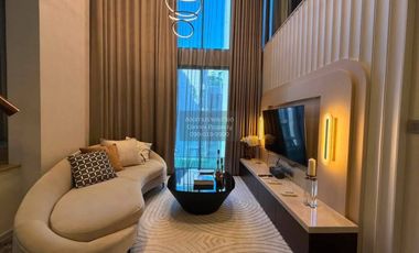 For sale 3 bedrooms condo in Watthana, Bangkok