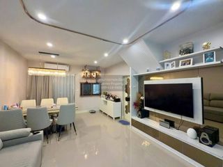 For sale 3 bedrooms townhouse in Bang Khen, Bangkok