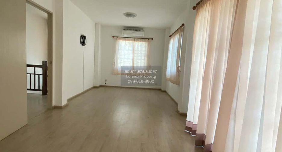 For sale 3 bedrooms house in Lat Krabang, Bangkok