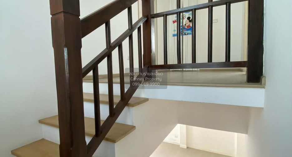 For sale 3 bedrooms house in Lat Krabang, Bangkok