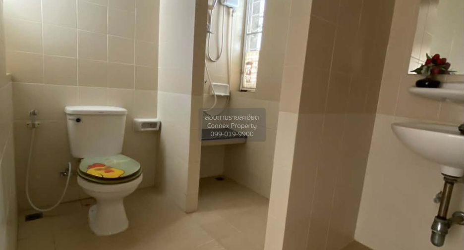 For sale 3 bedrooms house in Lat Krabang, Bangkok