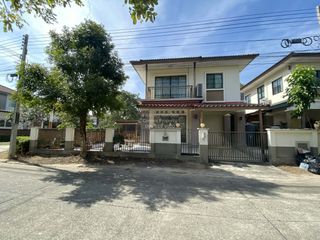For sale 3 bedrooms house in Lat Krabang, Bangkok