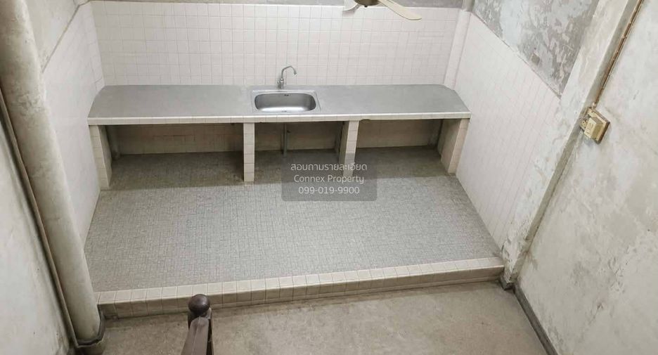 Gewerbefläche zum Kauf mit 3 Zimmer in Pathum Wan, Bangkok