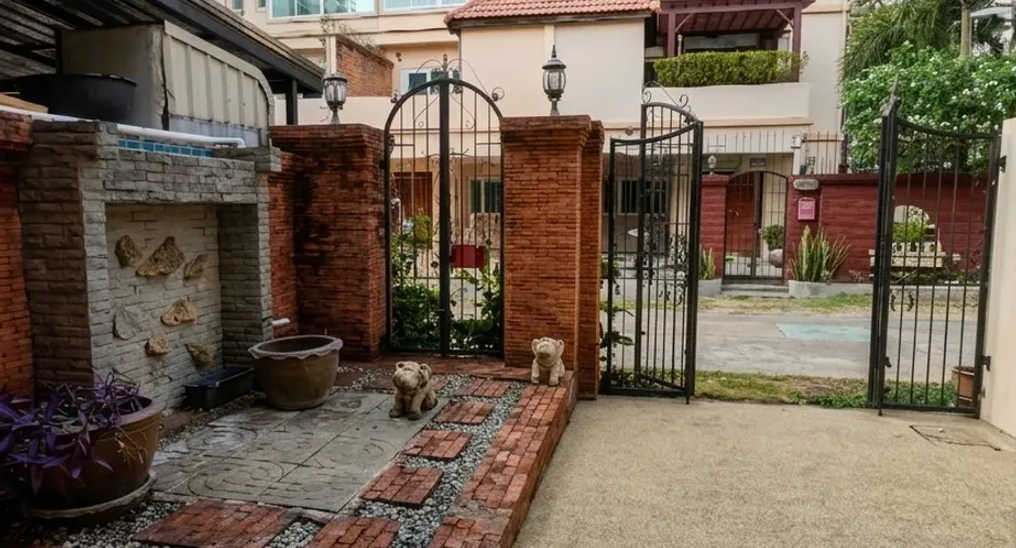 For sale 3 bedrooms house in Bang Lamung, Chonburi
