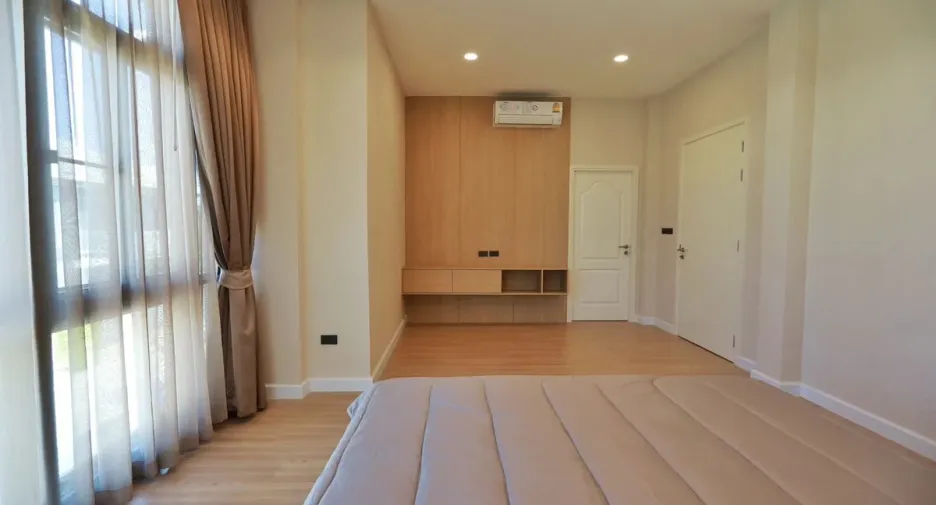 For rent 3 bedrooms house in Bang Lamung, Chonburi