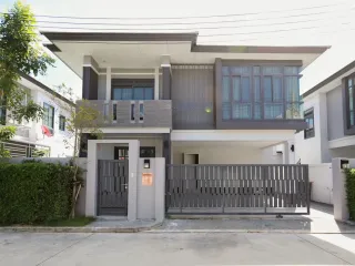 Haus zur Miete mit 3 Zimmer in Bang Lamung, Chonburi