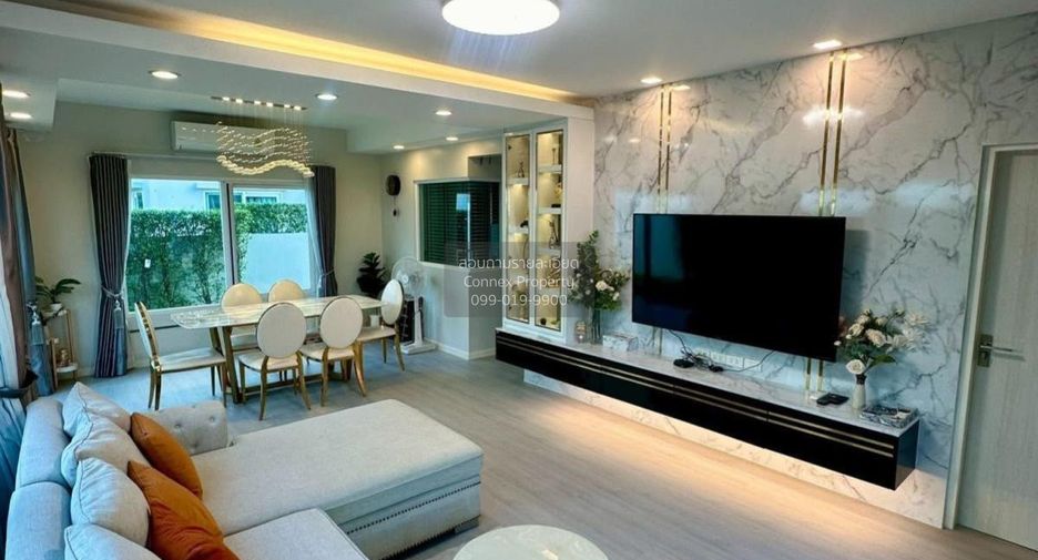 For rent 3 bedrooms house in Khlong Sam Wa, Bangkok