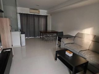 For rent 3 bedrooms townhouse in Bang Phli, Samut Prakan