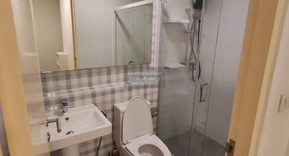 For rent 3 bedrooms townhouse in Bang Phli, Samut Prakan