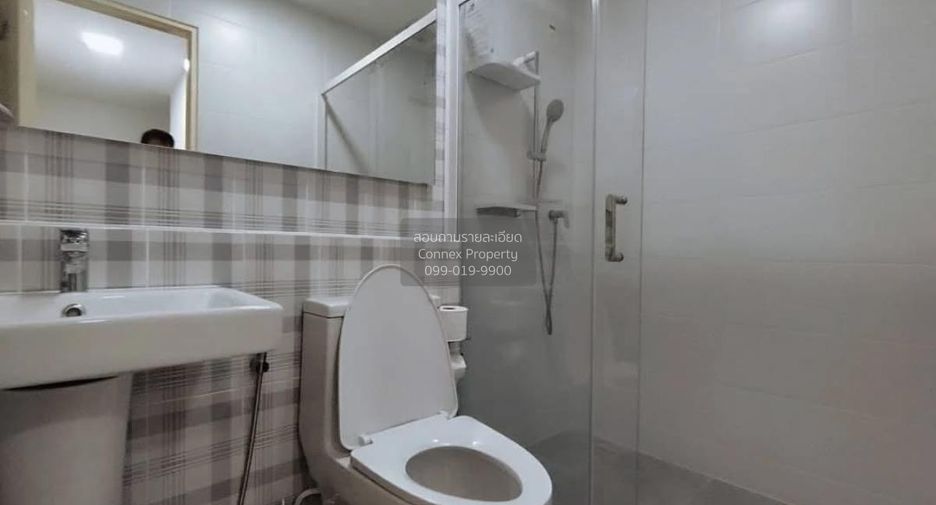 For rent 3 bedrooms townhouse in Bang Phli, Samut Prakan