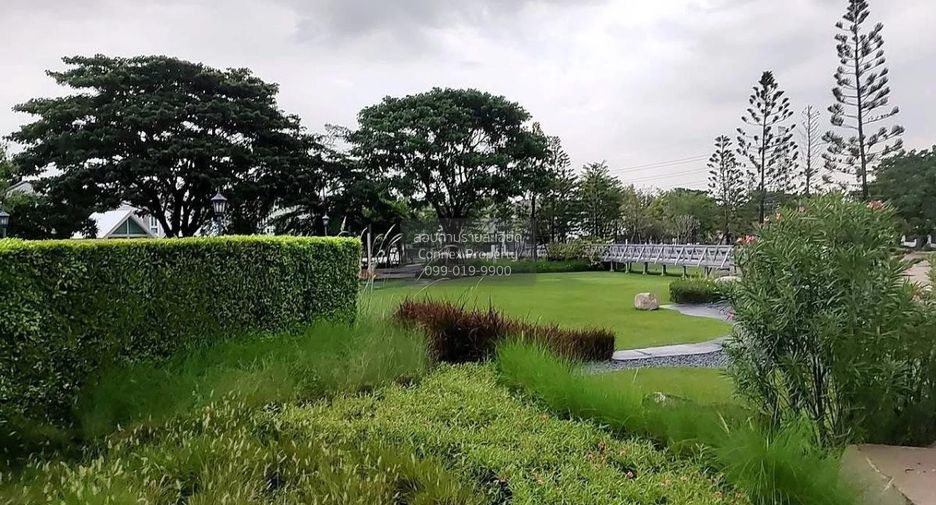 For rent 3 bedrooms townhouse in Bang Phli, Samut Prakan