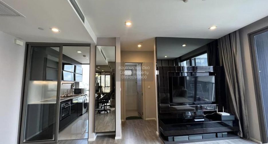 For rent 2 bedrooms condo in Sathon, Bangkok