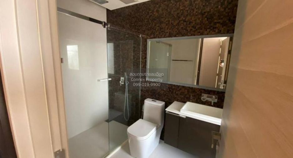 For rent 2 bedrooms condo in Sathon, Bangkok