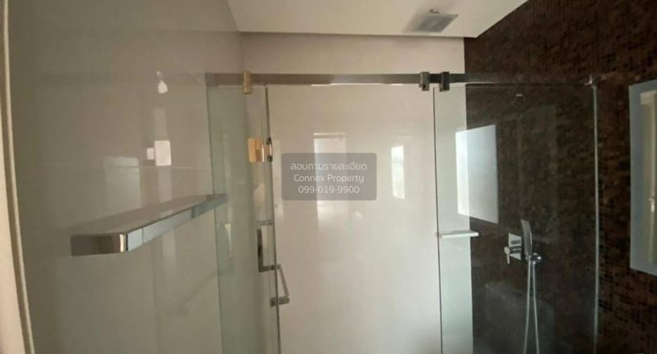 For rent 2 bedrooms condo in Sathon, Bangkok